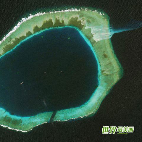 2012年8月8日，中国渚碧礁上的工程建设