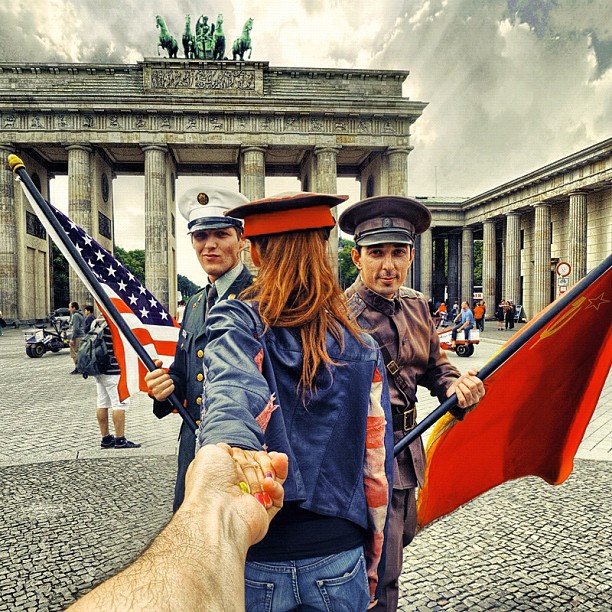Brandenburg Gate USA vs USSR 德国柏林勃兰登堡门 美国对苏联