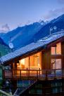 欣赏瑞士著名设计师Heinz Julen在阿尔卑斯山上的木制阁楼