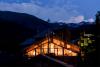欣赏瑞士著名设计师Heinz Julen在阿尔卑斯山上的木制阁楼