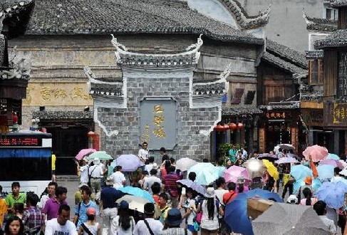 法治周末记者 李飞