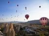 土耳其的卡帕多西亚，土耳其卡帕多西亚上空的热气球。