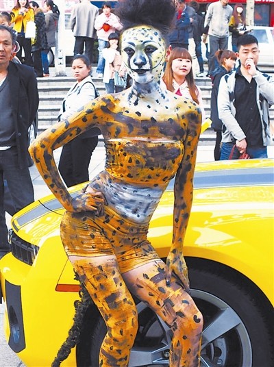 旅游景区低俗色情炒作频现免票噱头五花八门