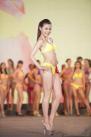 中国旅游小姐全球大赛选手进行比基尼环节展示4