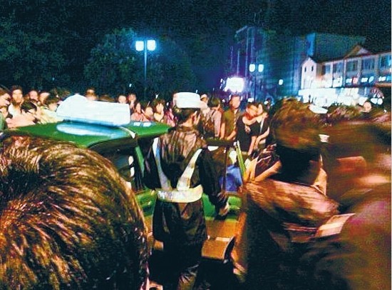 冲突场面 网络截图   