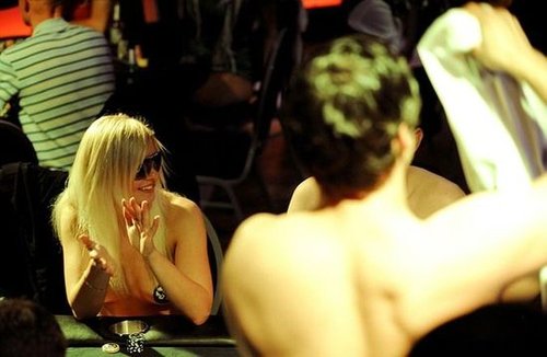 德国脱衣扑克大赛