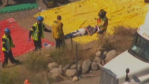 美国南加州发生车祸50人受伤或有华人乘客(图)