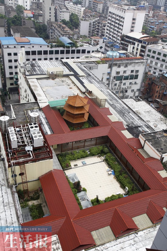 南宁一楼顶惊现