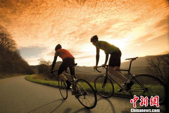 杭州旅游部门精选经典骑行路线 “龙井夜行”居首