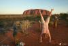 Handstander 在澳洲 Ayers Rock