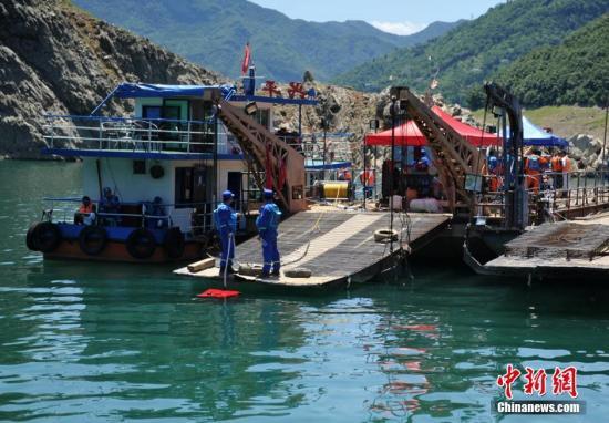 四川广元游船翻沉:已找到14名遇难者(图)