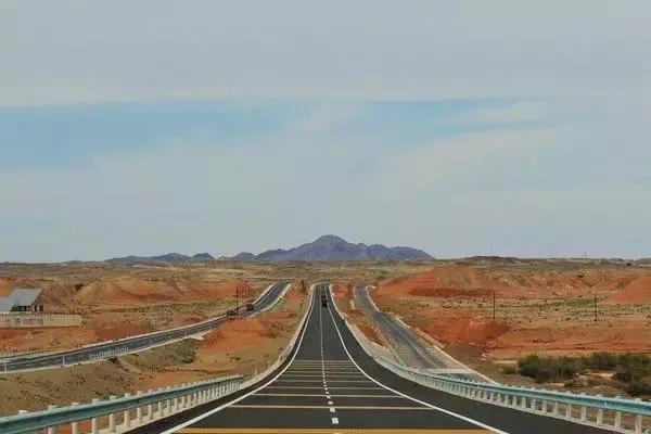 G7京新高速公路 美景连美国66号公路都嫉妒