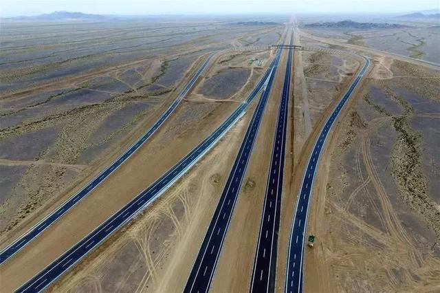 G7京新高速公路 美景连美国66号公路都嫉妒