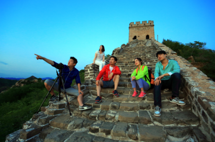 长城下的碧水小镇 ,以花为期,赴一场春天的约会 户外 第5张