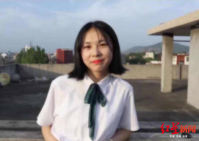 失联江西女孩何红宇。 本文图片 红星新闻