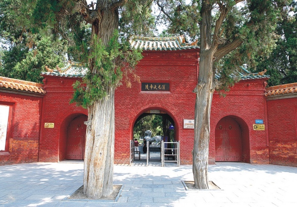 汉光武帝陵大门